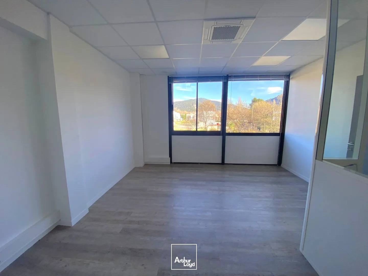 Bureaux - Location - GEMENOS - 13420 - 90-2977 - 7643293