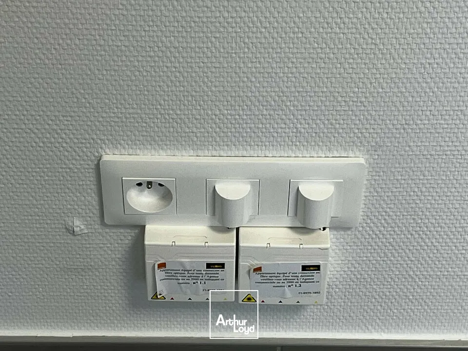 Locaux d'activité & Entrepôts - Vente - SOUFFELWEYERSHEIM - 67460 - 385-385 - 7644071