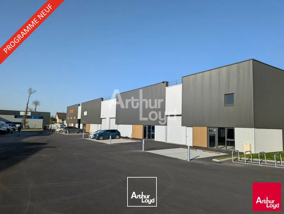 Locaux d'activité & Entrepôts - Vente - LA MÉZIÈRE - 35520 - 300-300 - 7644150