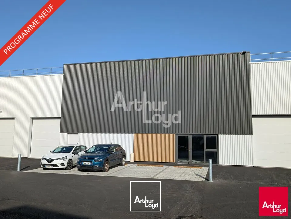 Locaux d'activité & Entrepôts - Vente - LA MÉZIÈRE - 35520 - 300-300 - 7644151