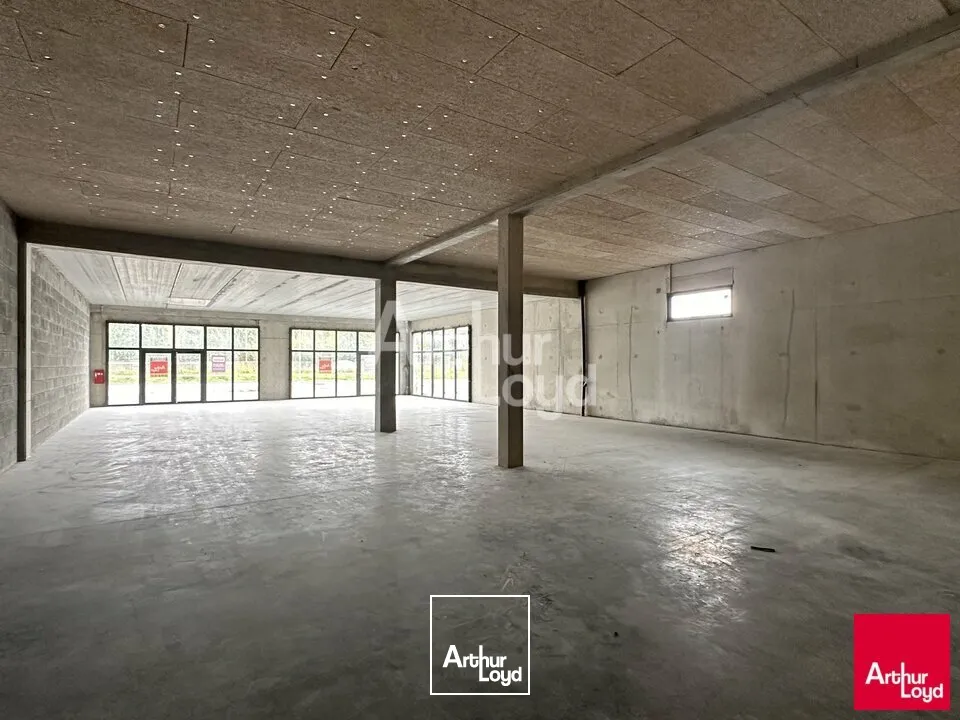 Locaux d'activité & Entrepôts - Location - LA MEZIERE - 35520 - 365-365 - 7644161