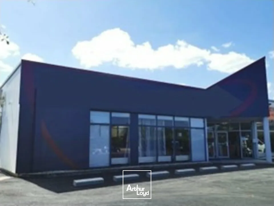 Locaux d'activité & Entrepôts - Location - SAINT-DOULCHARD - 18230 - 504-504 - 7644273