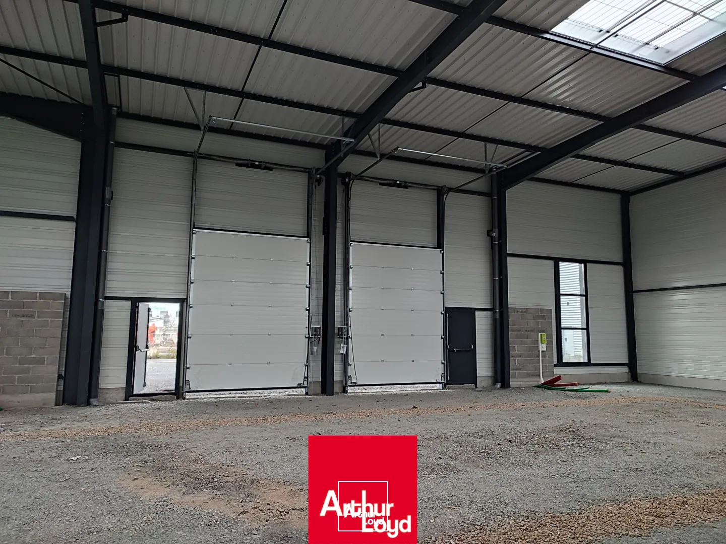 Locaux d'activité & Entrepôts - Location - VILLEFRANCHE SUR SAONE - 69400 - 285-871 - 7645629