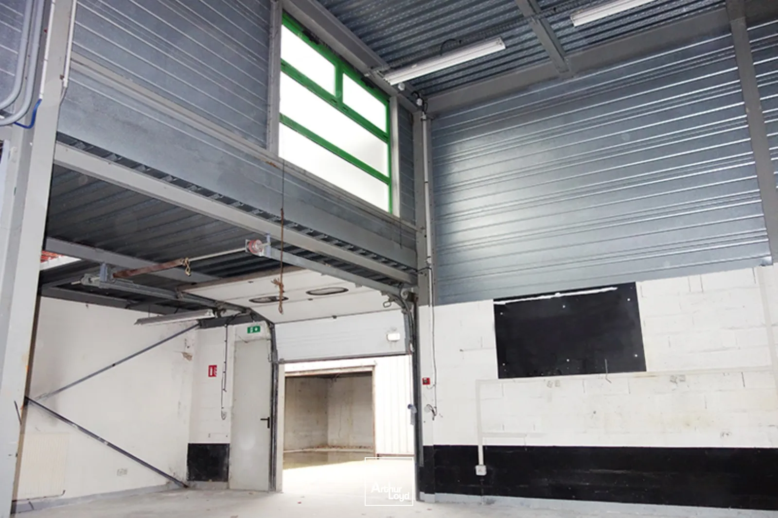 Locaux d'activité & Entrepôts - Location - COLOMBES - 92700 - 377-377 - 7646033