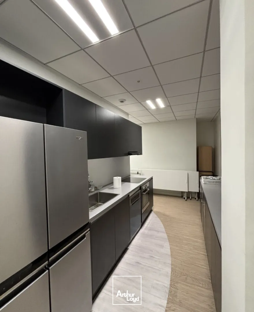 Bureaux - Location - PARIS - 75009 - 136-136 - 7646111