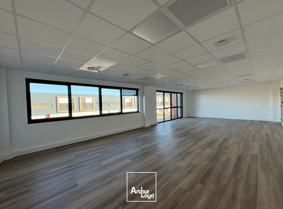 Locaux d'activité & Entrepôts - Location - VALENCE - 26000 - 383-383 - 7646812