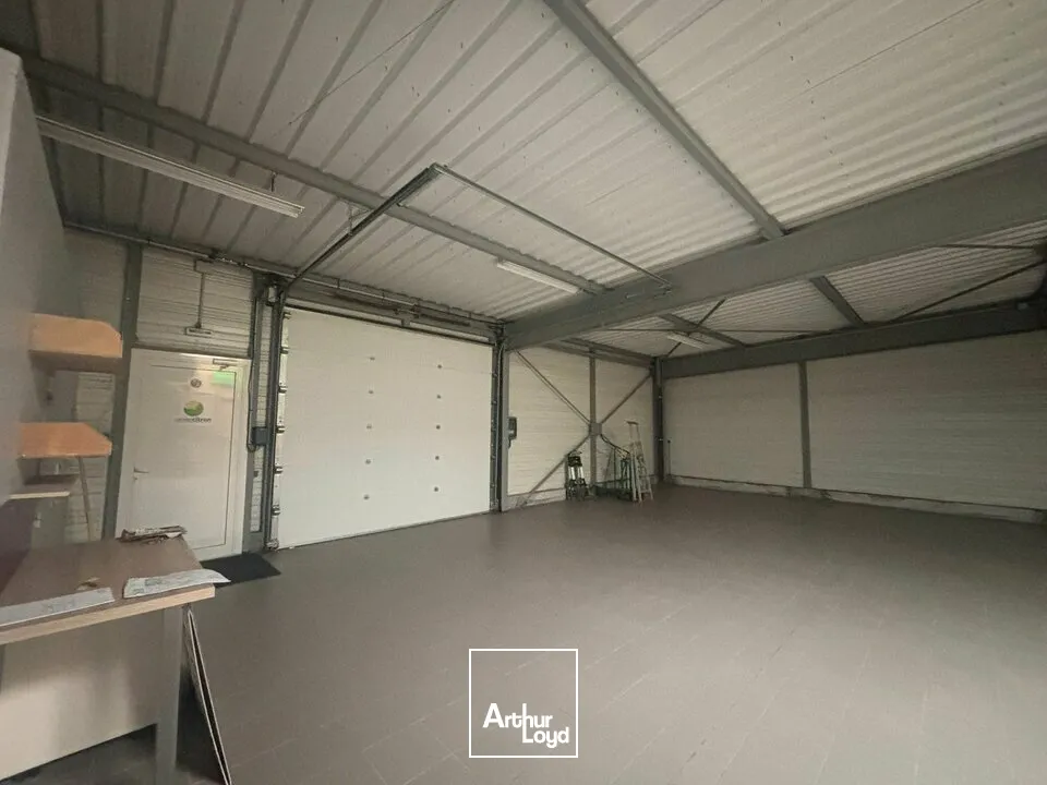 Locaux d'activité & Entrepôts - Location - OLONNE SUR MER - 85340 - 260-260 - 7646894