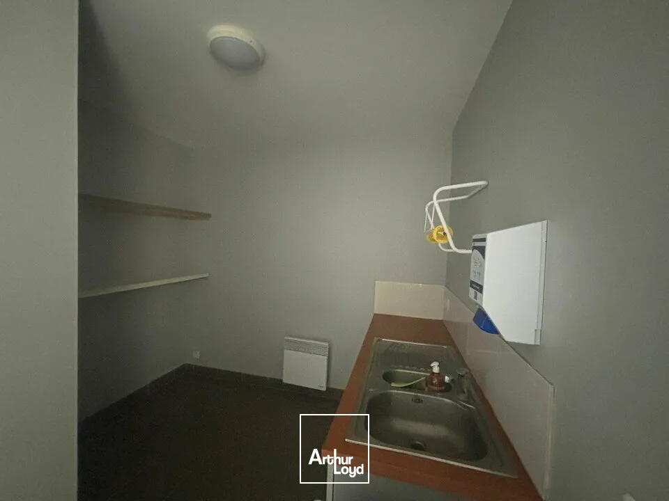 Locaux d'activité & Entrepôts - Location - OLONNE SUR MER - 85340 - 260-260 - 7646898