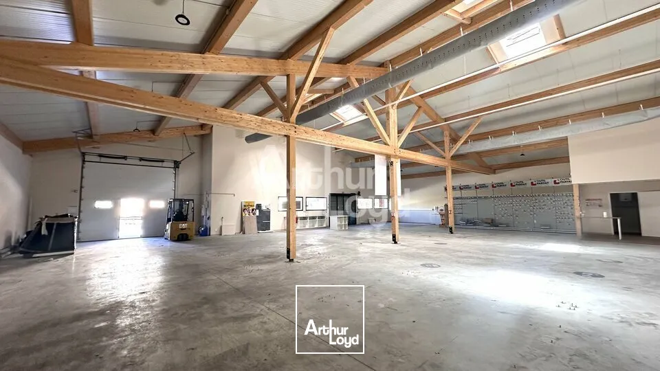 Locaux d'activité & Entrepôts - Location - VILLARGONDRAN - 73300 - 481.39-481.39 - 7647084