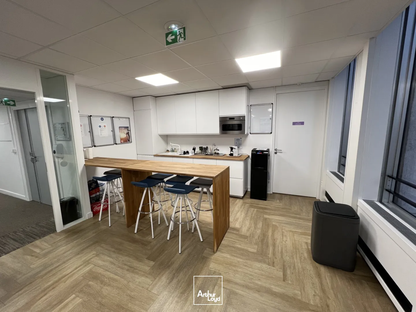 Bureaux - Location - PUTEAUX LA DEFENSE - 92800 - 344-852 - 7647267