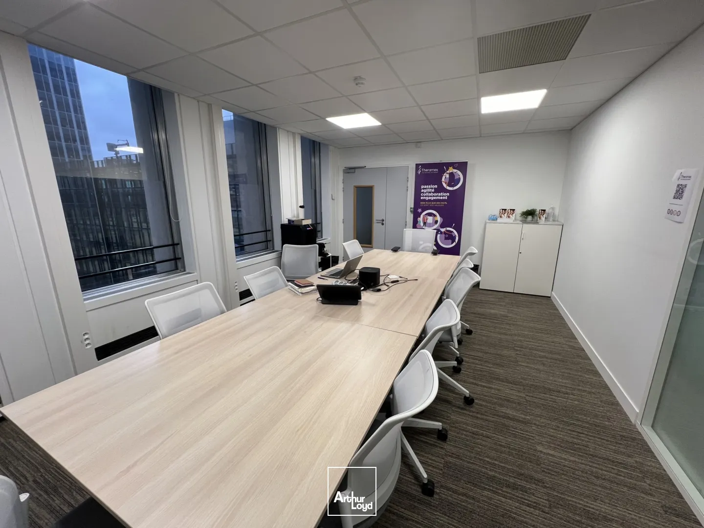 Bureaux - Location - PUTEAUX LA DEFENSE - 92800 - 344-852 - 7647270