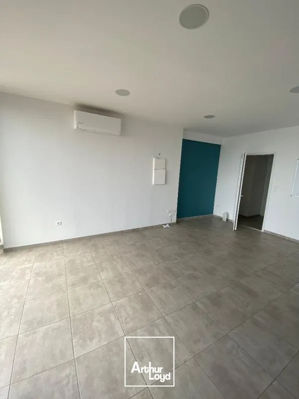 Bureaux - Location - Schoelcher - 97233 - 40-40 - 7647487