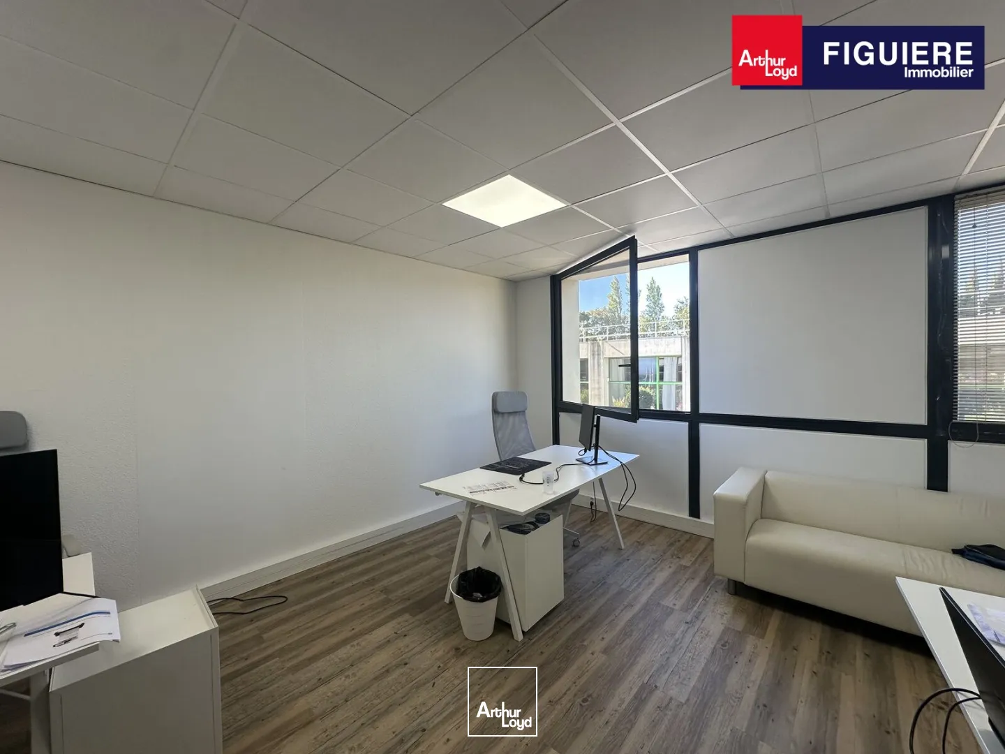 Locaux d'activité & Entrepôts - Location - AIX EN PROVENCE - 13290 - 117-117 - 7649896