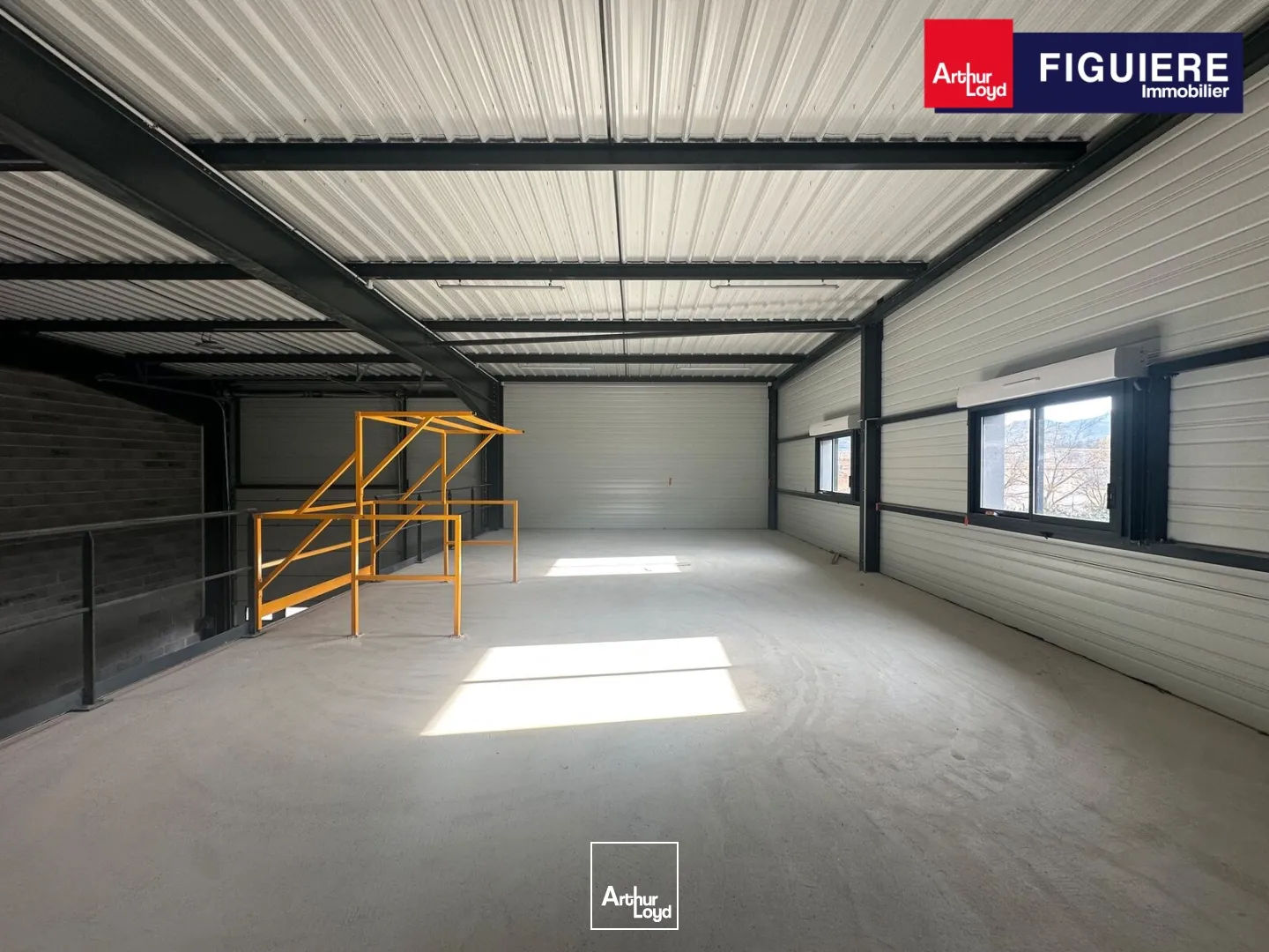 Locaux d'activité & Entrepôts - Location - GARDANNE - 13120 - 493-493 - 7650116