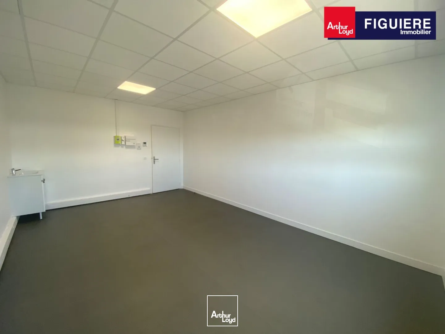 Bureaux - Location - ISTRES - 13800 - 21.42-21.42 - 7650190