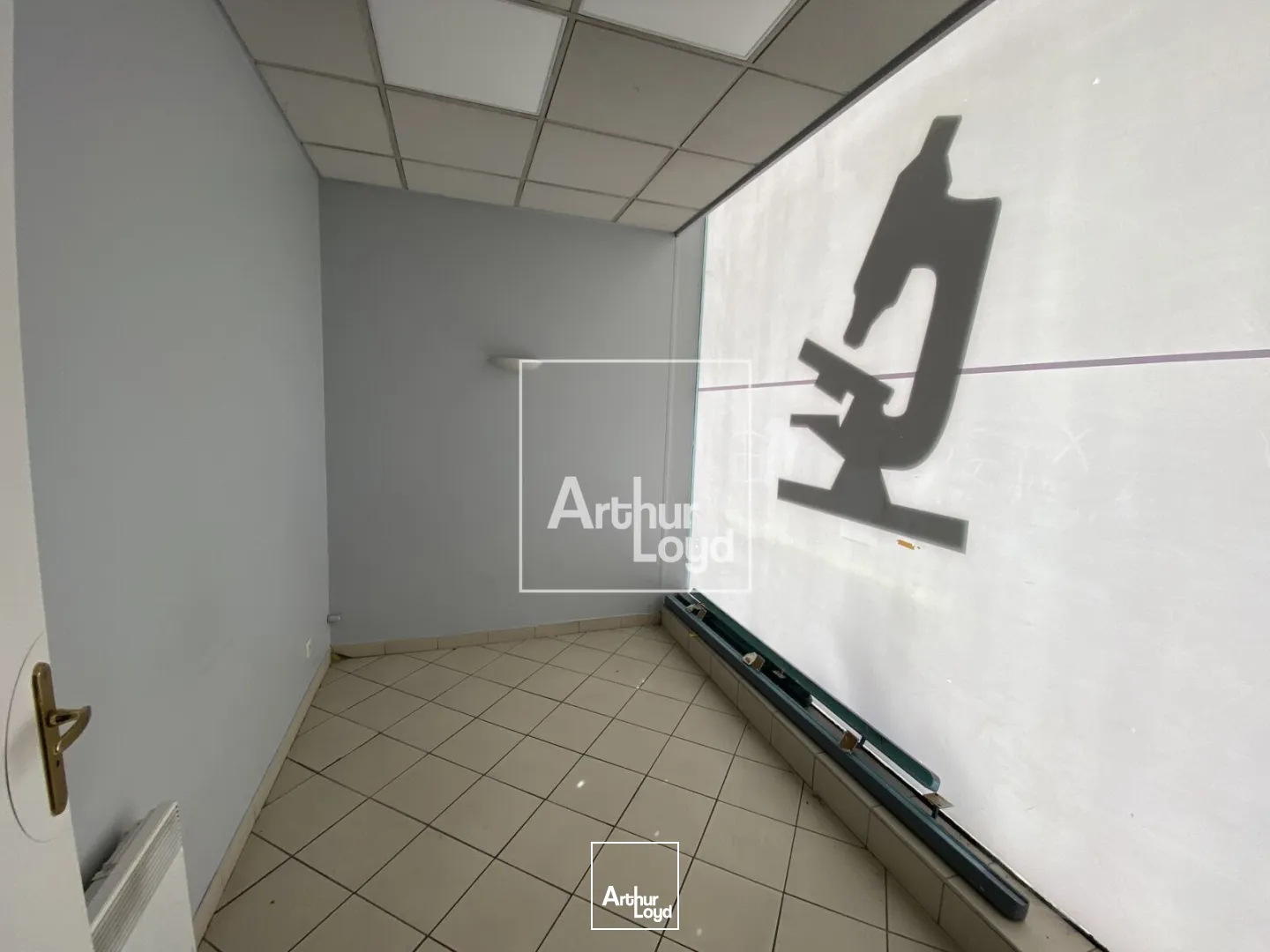 Locaux commerciaux - Vente - ECHIROLLES - 38130 - 110-230 - 7650811