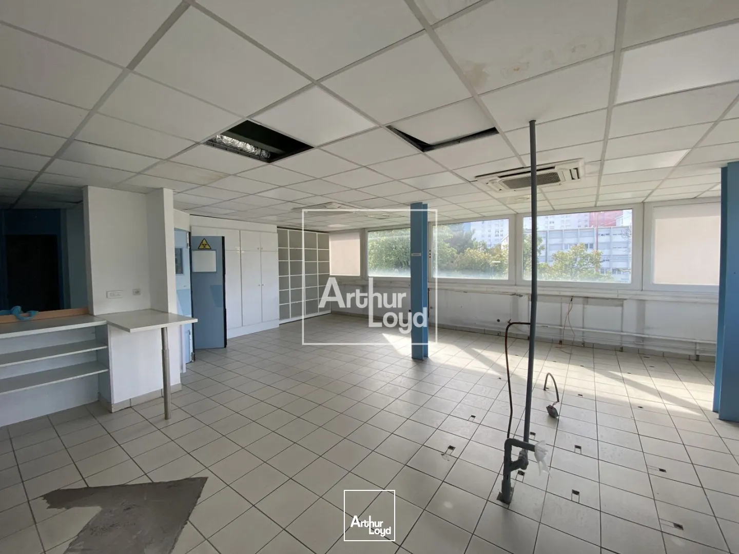 Locaux commerciaux - Vente - ECHIROLLES - 38130 - 110-230 - 7650813