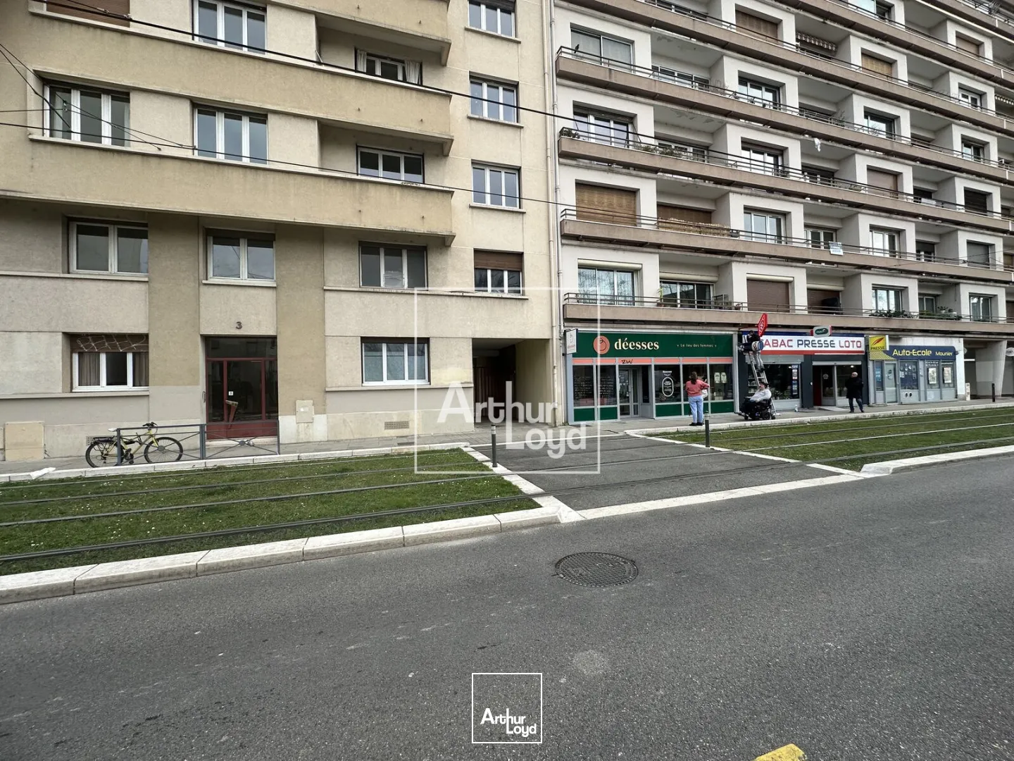 Locaux commerciaux - Location - GRENOBLE - 38100 - 110-110 - 7650829