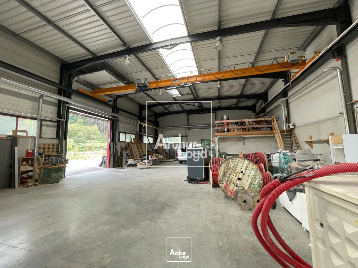 Locaux d'activité & Entrepôts - Location - SAINT QUENTIN SUR ISERE - 38210 - 1555-1555 - 7650850