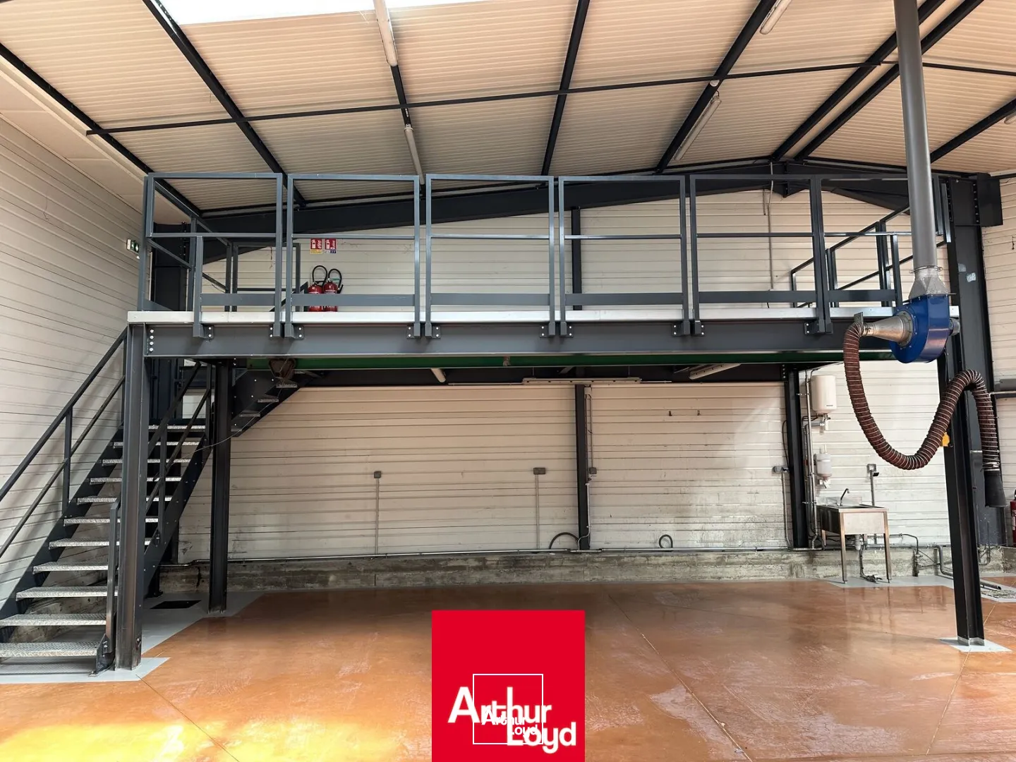 Locaux d'activité & Entrepôts - Location - ARNAS - 69400 - 550-550 - 7651164