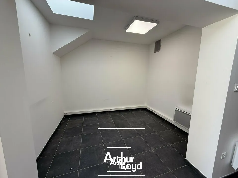 Bureaux - Location - BRIVE-LA-GAILLARDE - 19100 - 82-82 - 7652025