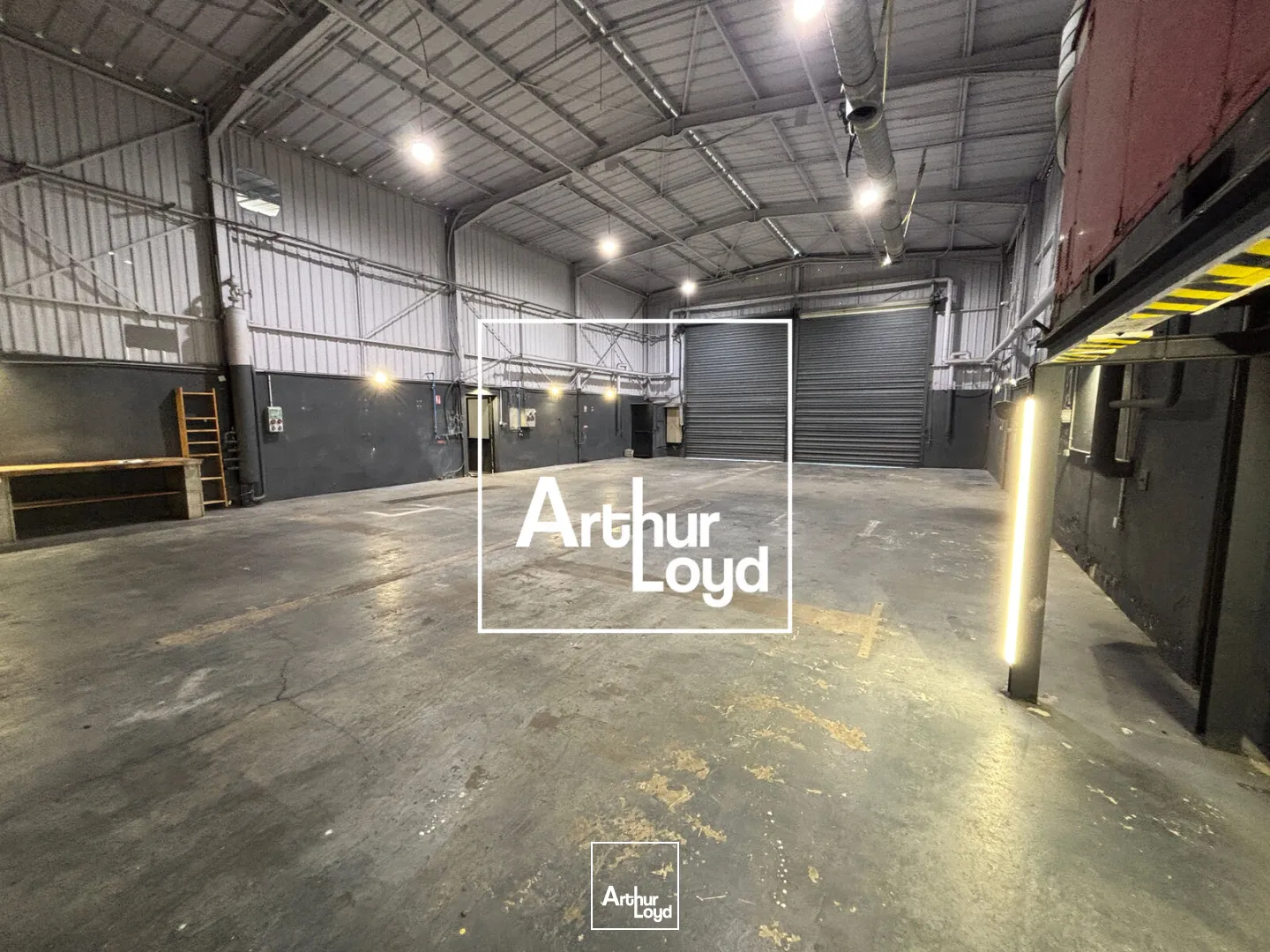 Locaux d'activité & Entrepôts - Location - NIMES - 30900 - 596-596 - 7652267