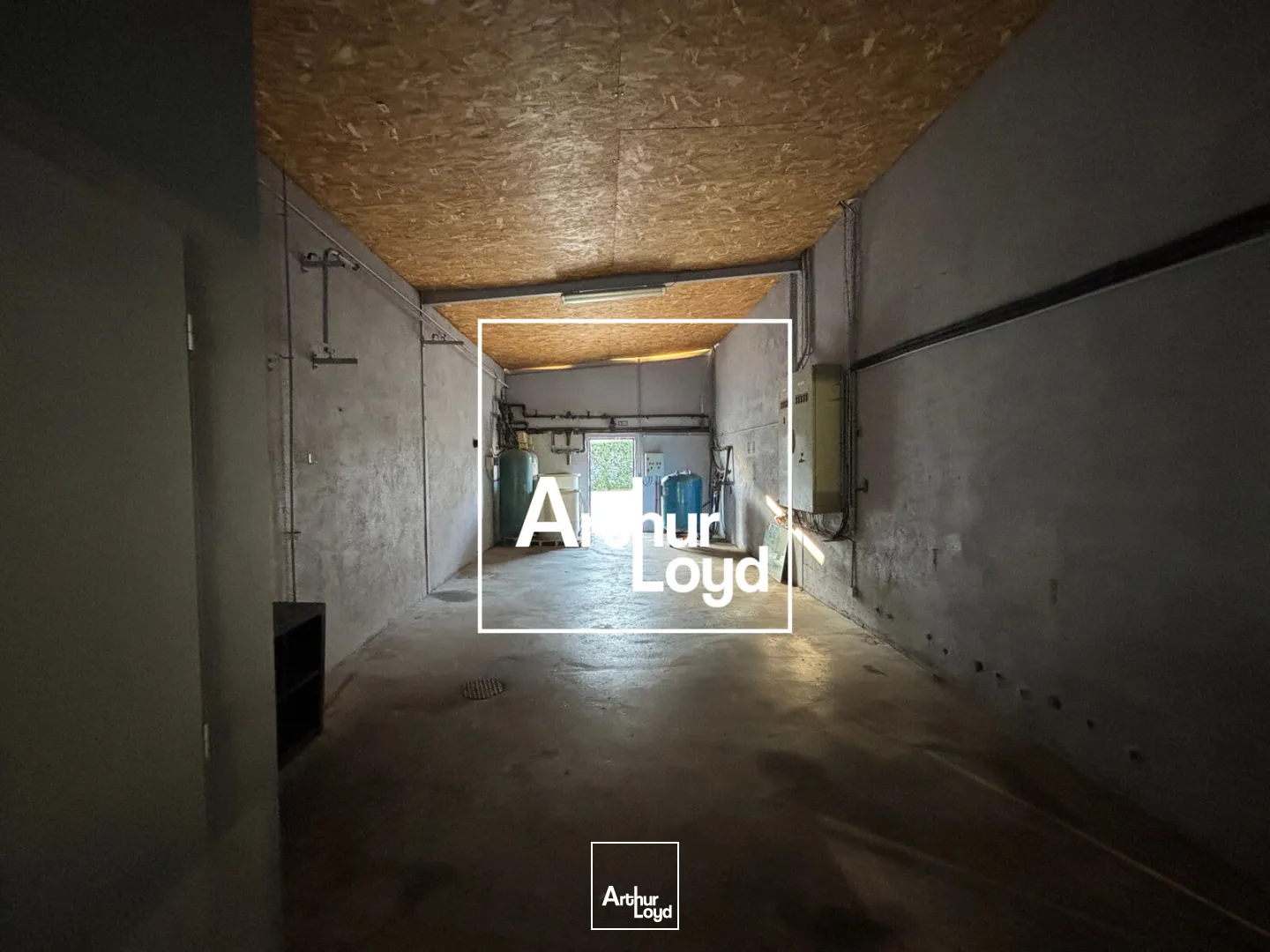 Locaux d'activité & Entrepôts - Location - NIMES - 30900 - 596-596 - 7652270