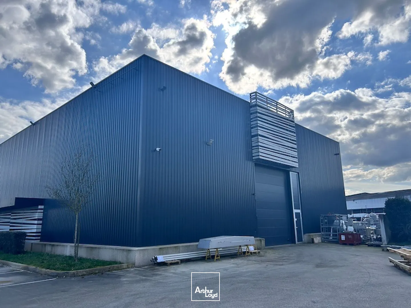 Locaux d'activité & Entrepôts - Location - CERTINES - 01240 - 905-905 - 7652289