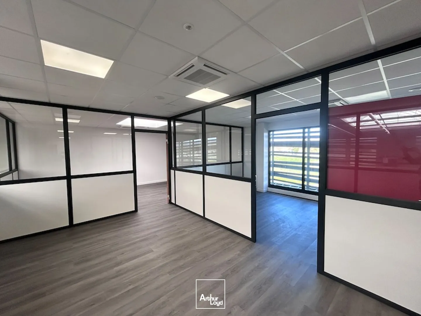 Locaux d'activité & Entrepôts - Location - CERTINES - 01240 - 522-522 - 7652295