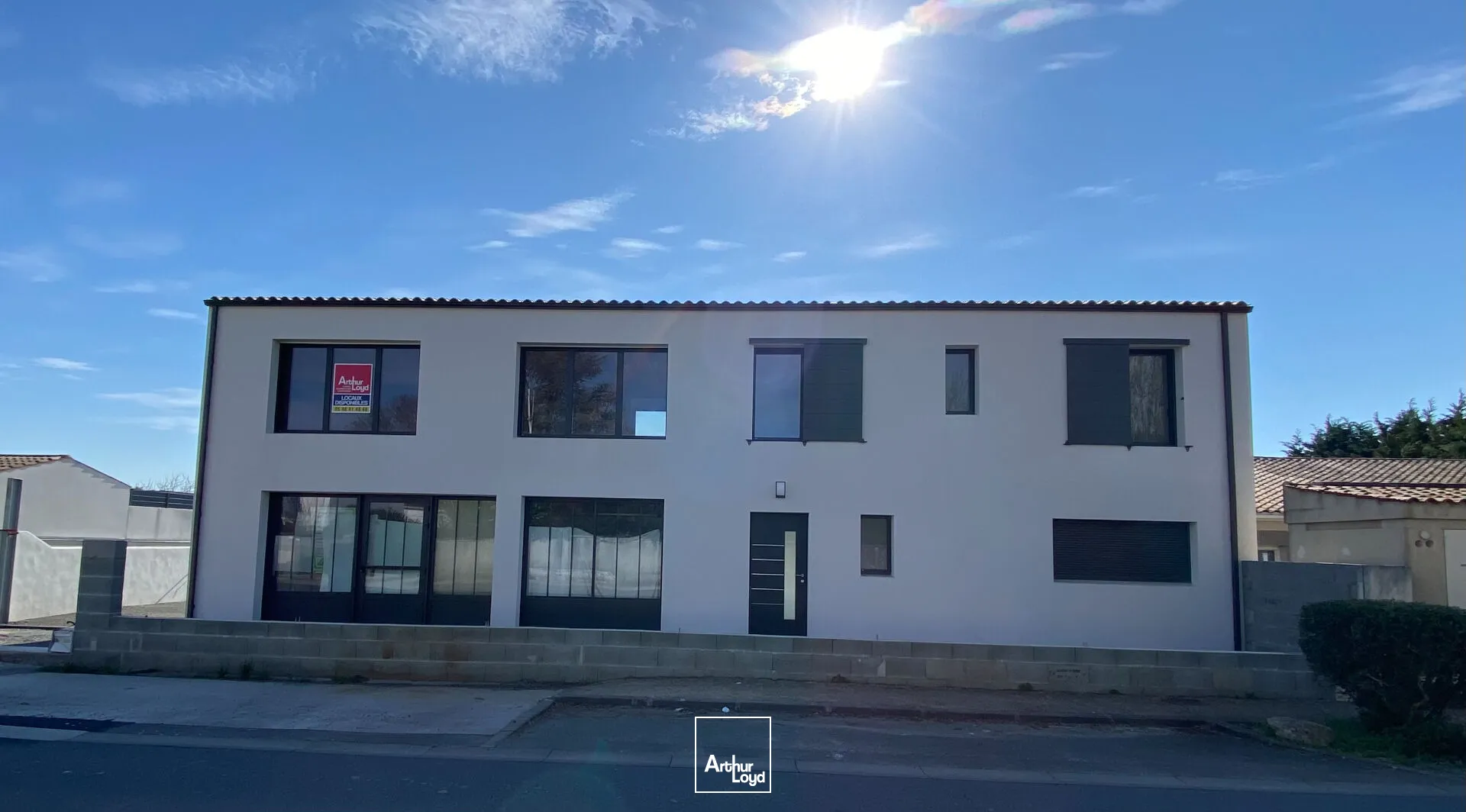 Locaux commerciaux - Location - CLAVETTE - 17220 - 97.48-97.48 - 7652708