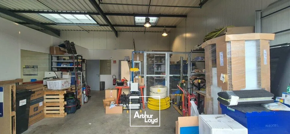 Locaux d'activité & Entrepôts - Location - LONGVIC - 21600 - 140-140 - 7652794