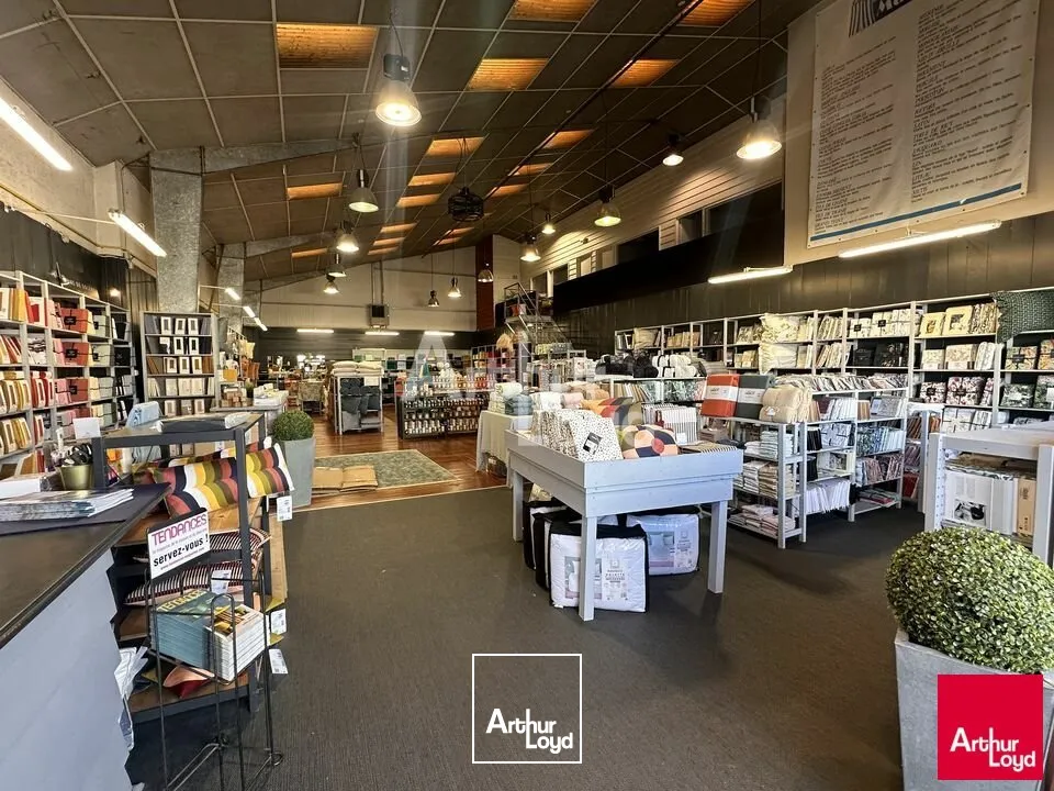 Locaux commerciaux - Vente - SAINT GREGOIRE - 35760 - 370-370 - 7652799