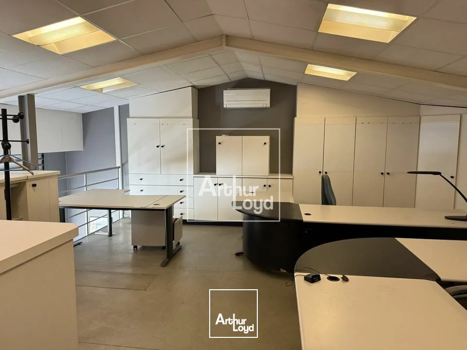 Locaux d'activité & Entrepôts - Location - LA ROCHETTE - 77000 - 502-502 - 7652829