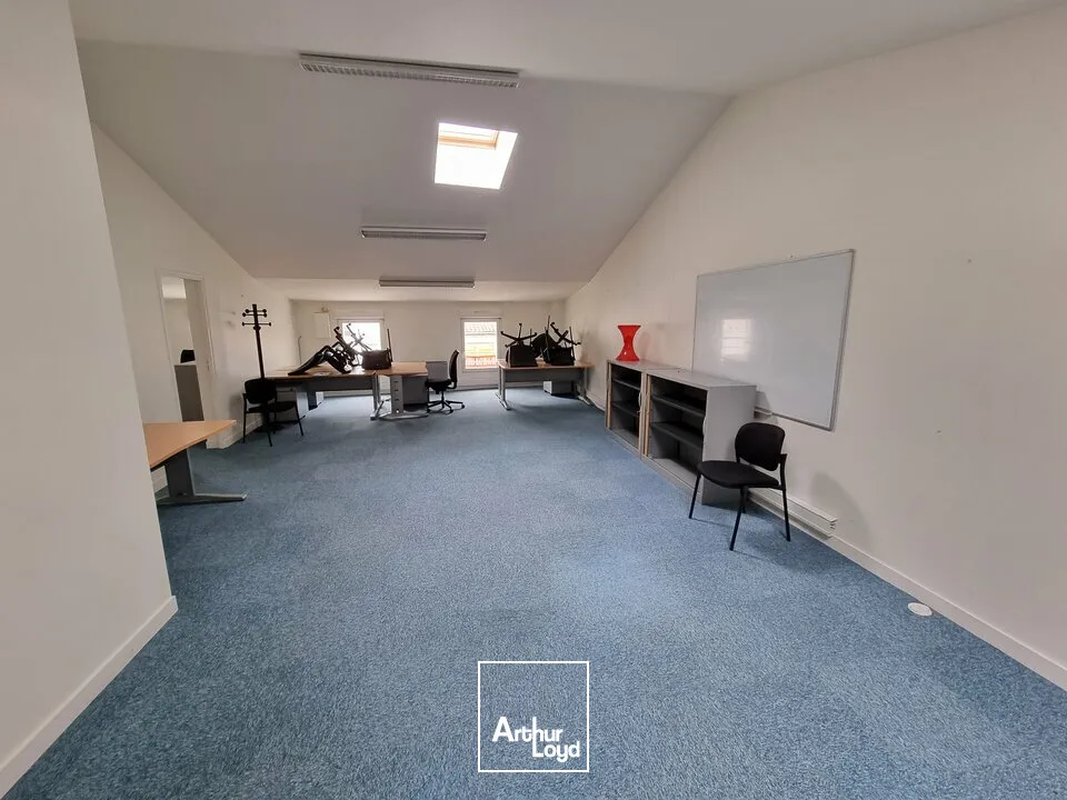 Bureaux - Location - NIORT - 79000 - 110-110 - 7652845