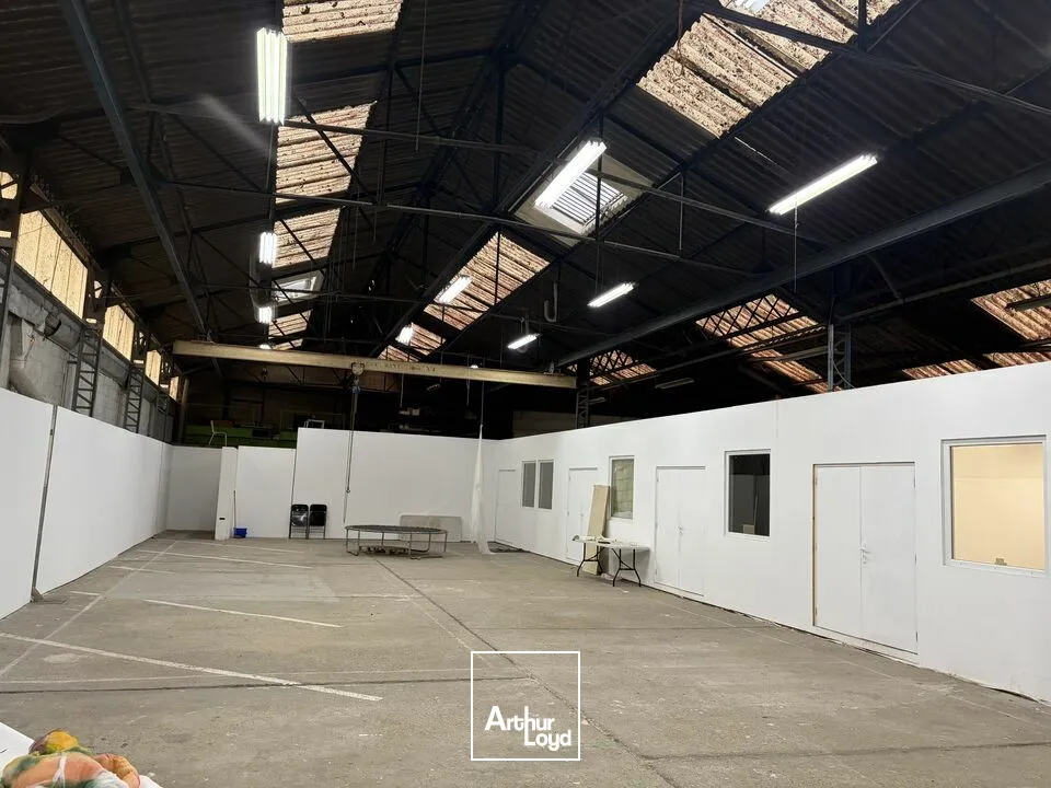Locaux d'activité & Entrepôts - Location - POITIERS - 86000 - 100-1360 - 7652847