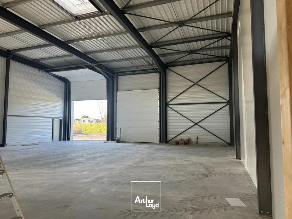 Locaux d'activité & Entrepôts - Location - LA VILLE AUX DAMES - 37700 - 475-475 - 7652860