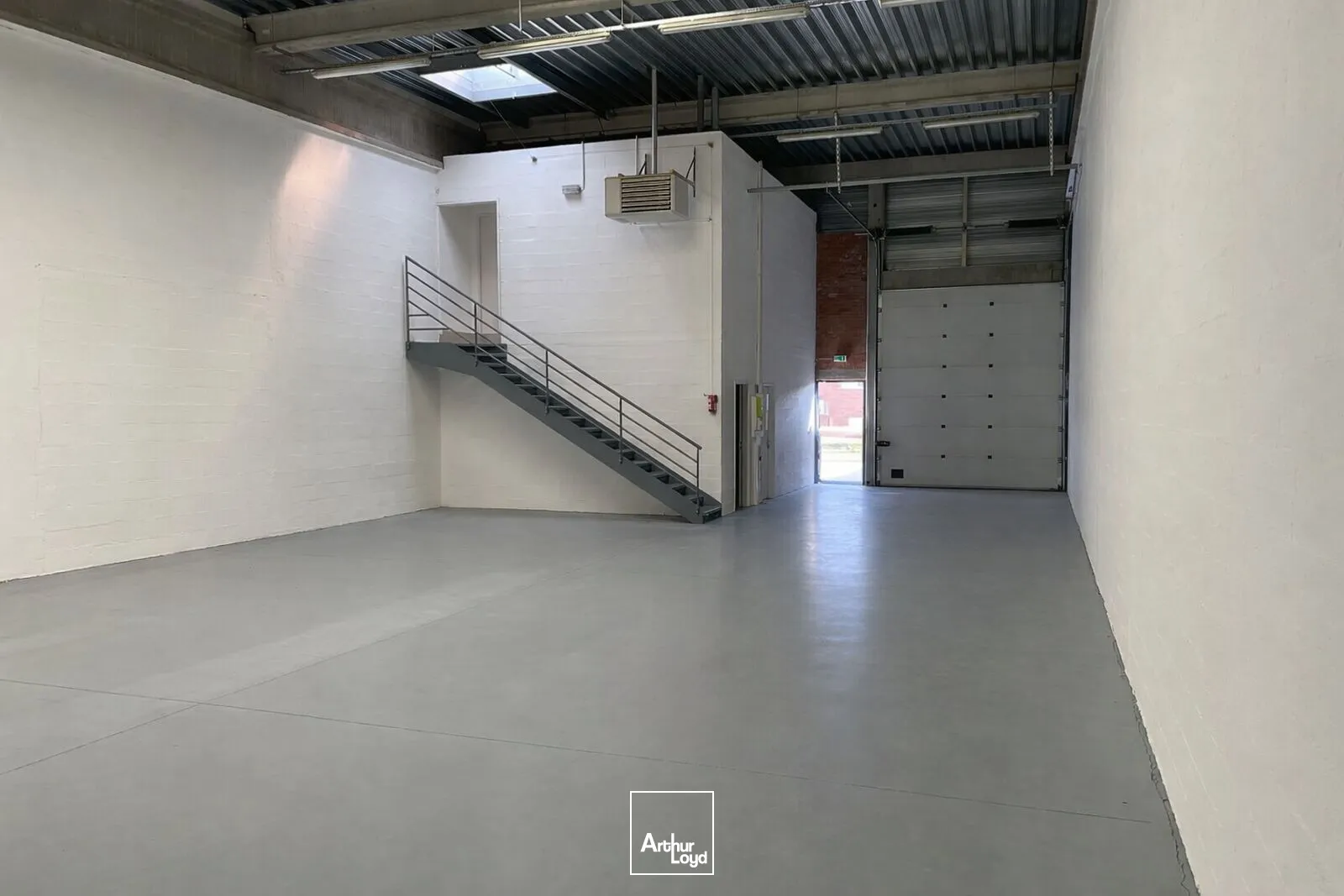 Locaux d'activité & Entrepôts - Location - CHAMBLY - 60230 - 246-246 - 7652925