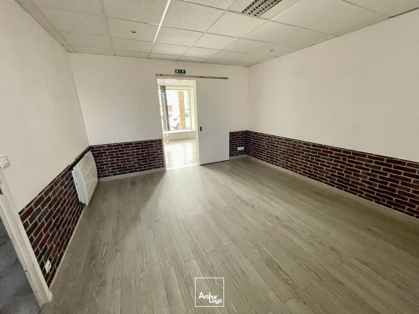 Locaux commerciaux - Location - PETIT COURONNE - 76650 - 62-62 - 7653047