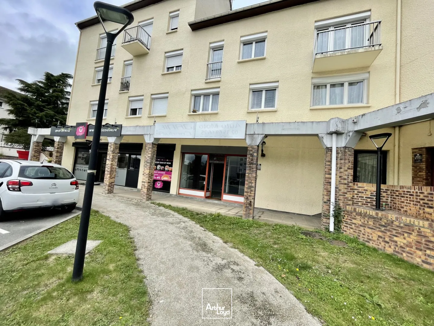 Locaux commerciaux - Location - PETIT COURONNE - 76650 - 62-62 - 7653049