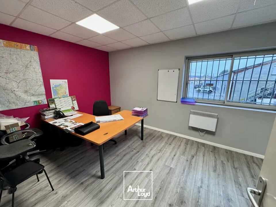 Locaux d'activité & Entrepôts - Vente - ANGOULEME - 16000 - 1000-1000 - 7653106