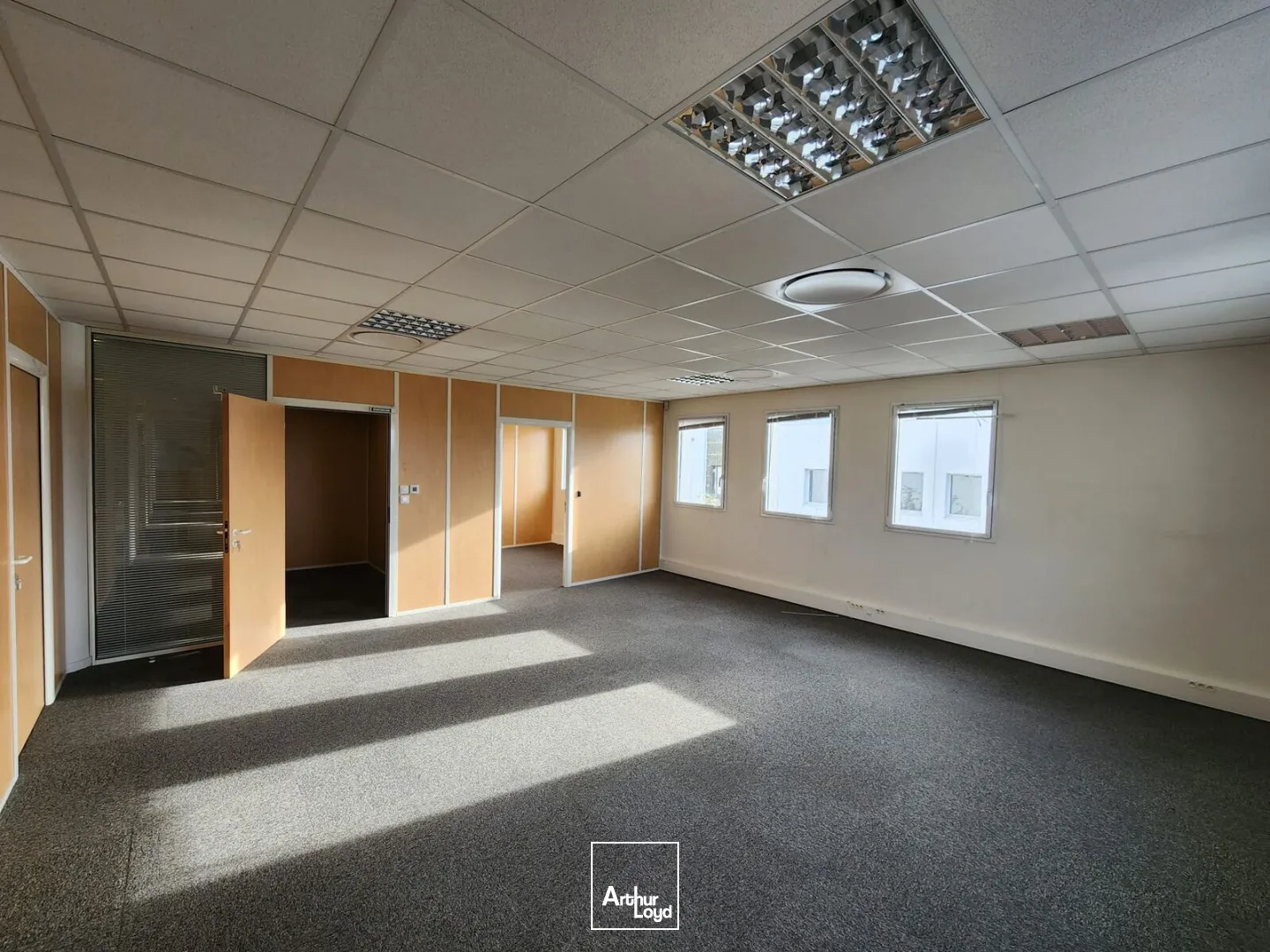 Bureaux - Location - NANTES - 44300 - 33-657 - 7653117