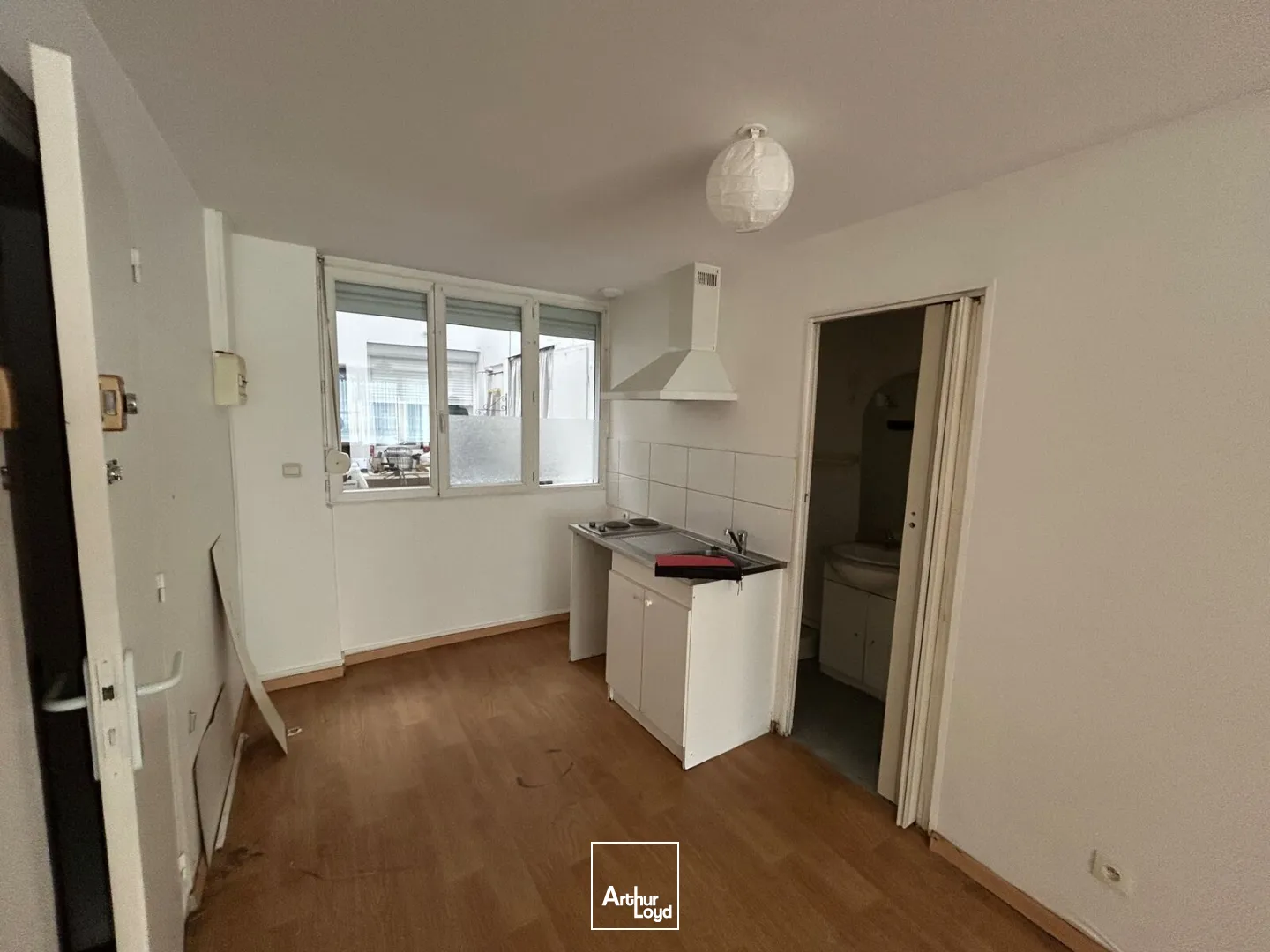 Locaux commerciaux - Location - LILLE - 59000 - 28-28 - 7653256