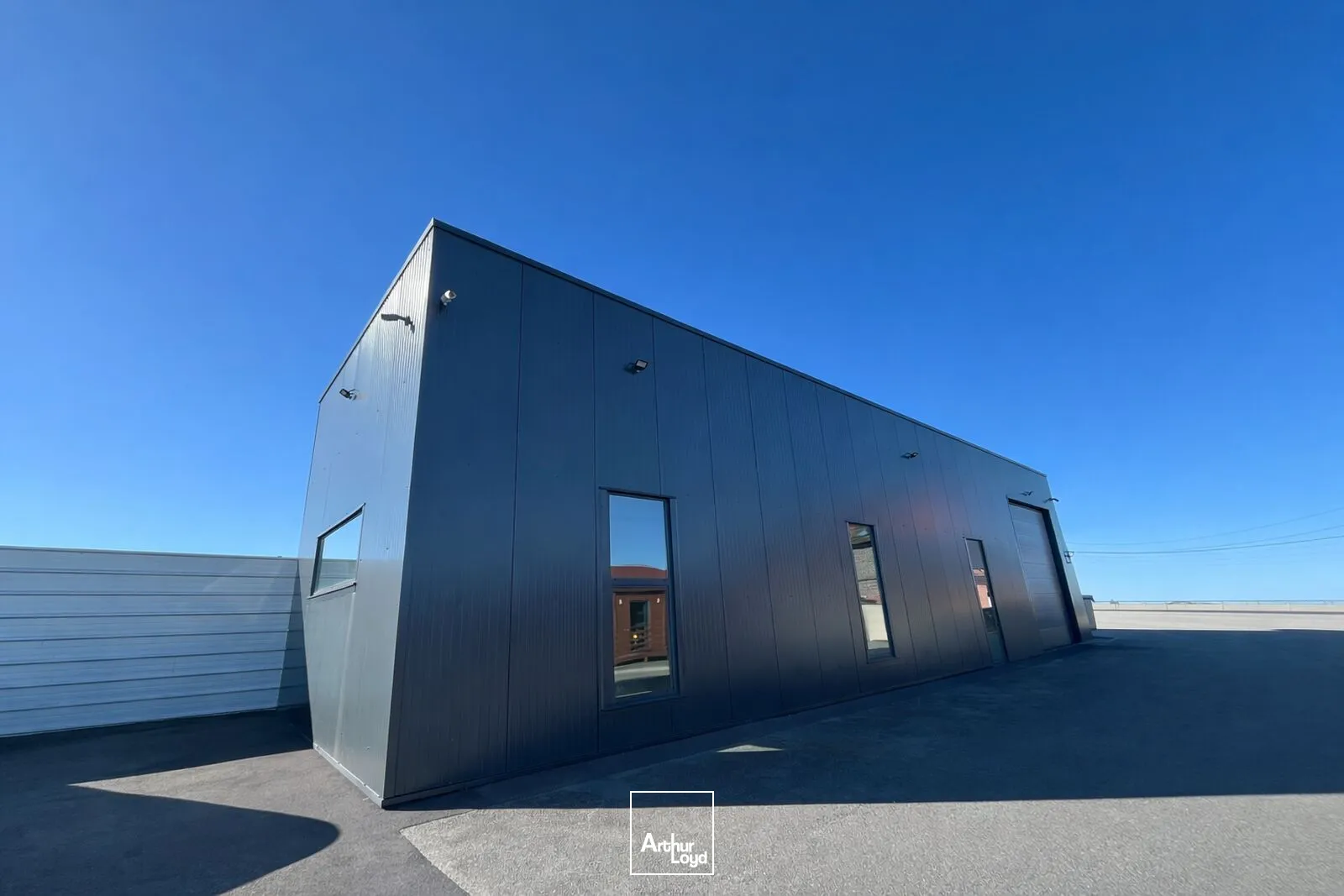 Locaux d'activité & Entrepôts - Location - PETITE FORET - 59494 - 168-168 - 7653257