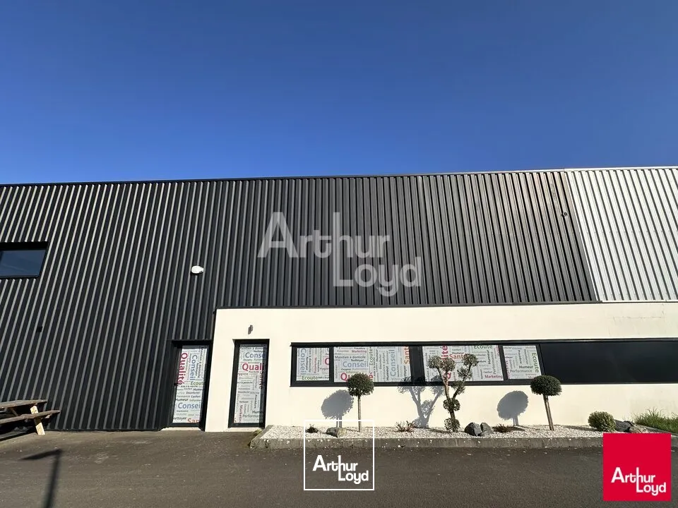 Locaux d'activité & Entrepôts - Location - NOYAL-CHÂTILLON-SUR-SEICHE - 35230 - 370-370 - 7653589
