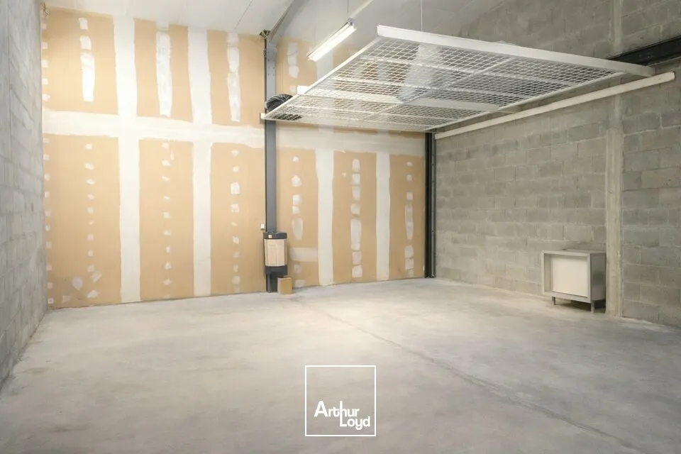 Locaux commerciaux - Location - MOUILLERON-LE-CAPTIF - 85000 - 761-761 - 7653614