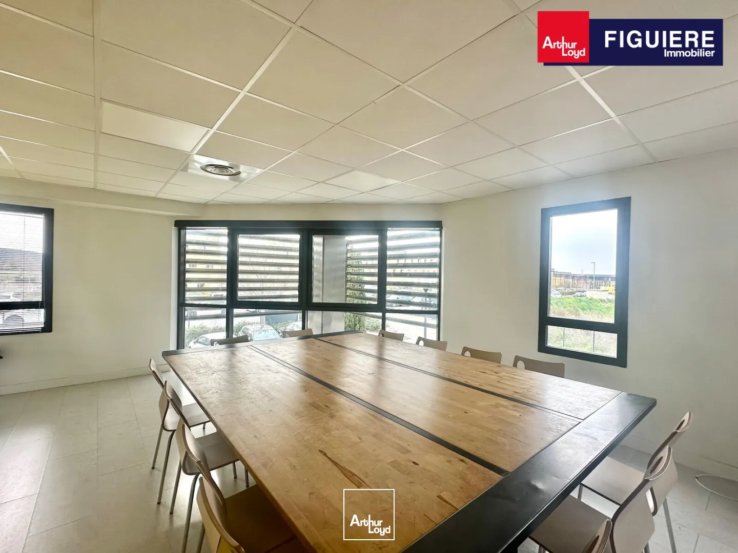 Locaux d'activité & Entrepôts - Vente - AIX EN PROVENCE - 13290 - 384-384 - 7653701