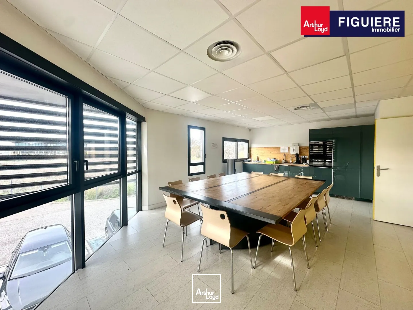 Locaux d'activité & Entrepôts - Vente - AIX EN PROVENCE - 13290 - 384-384 - 7653700