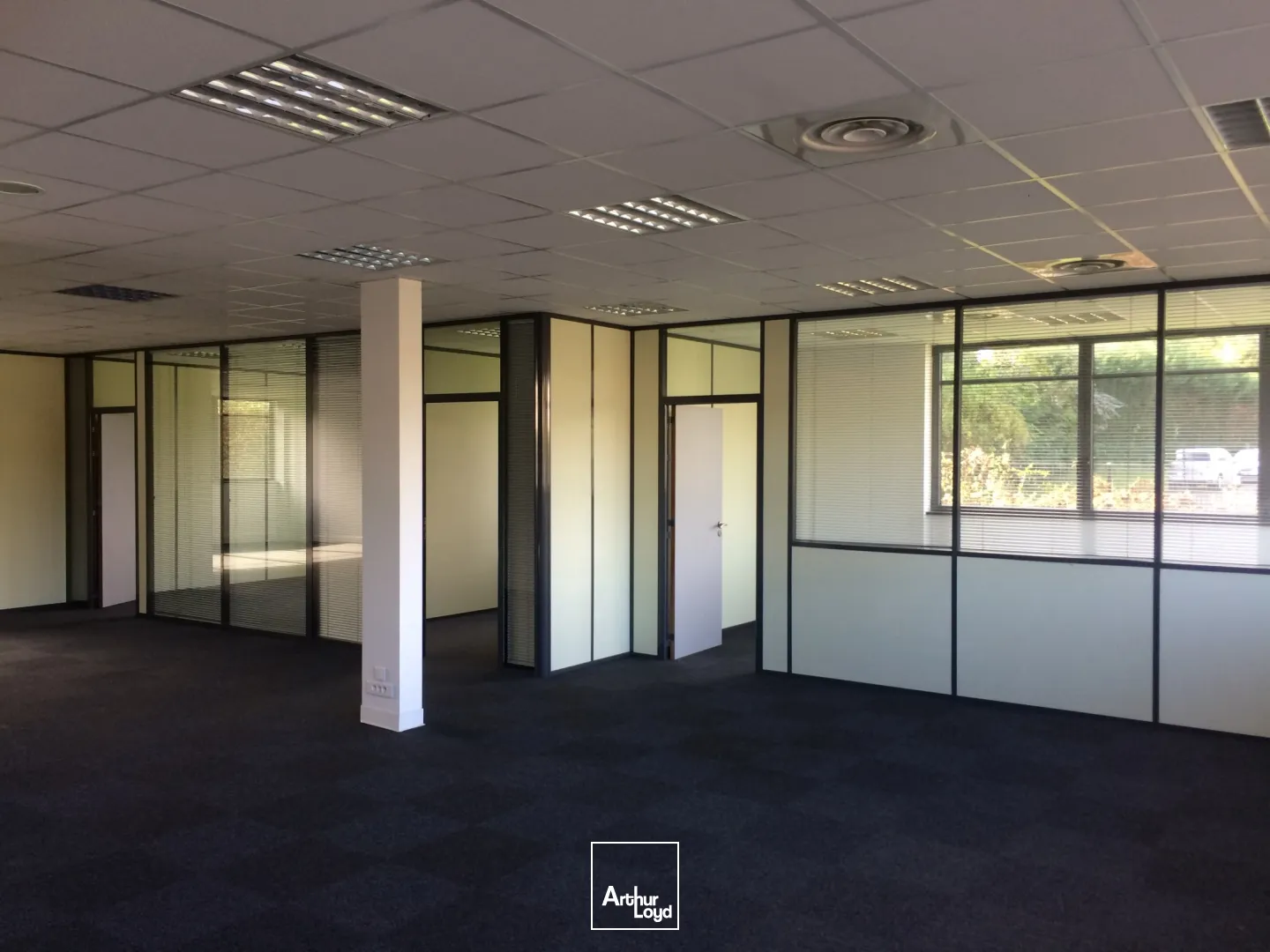 Bureaux - Location - WASQUEHAL - 59290 - 212.1-929.9 - 7654018