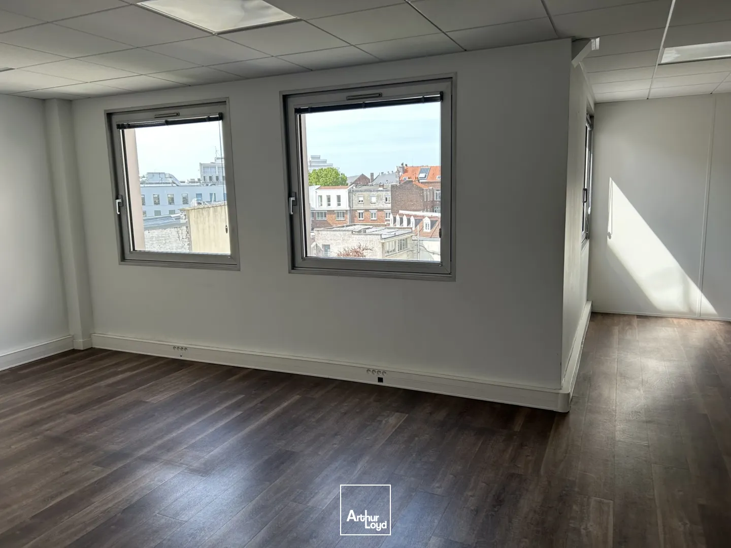 Bureaux - Vente - LILLE - 59000 - 527.4-1100.7 - 7654074