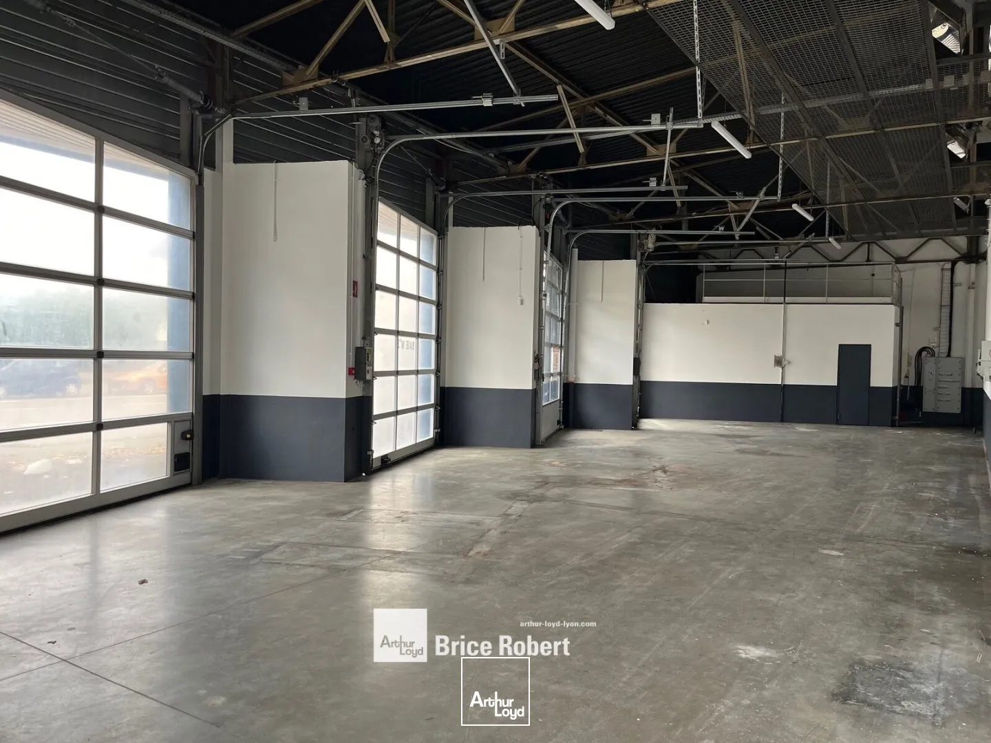 Locaux d'activité & Entrepôts - Location - VENISSIEUX - 69200 - 340-1480 - 7654151